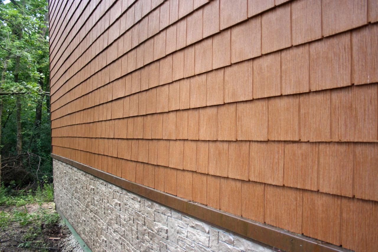 Novik Perfects Finishes for Polymer Siding that Looks Like Wood or